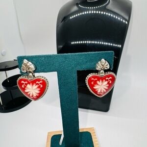 Brighton red heart with white daisy pierced earrings​